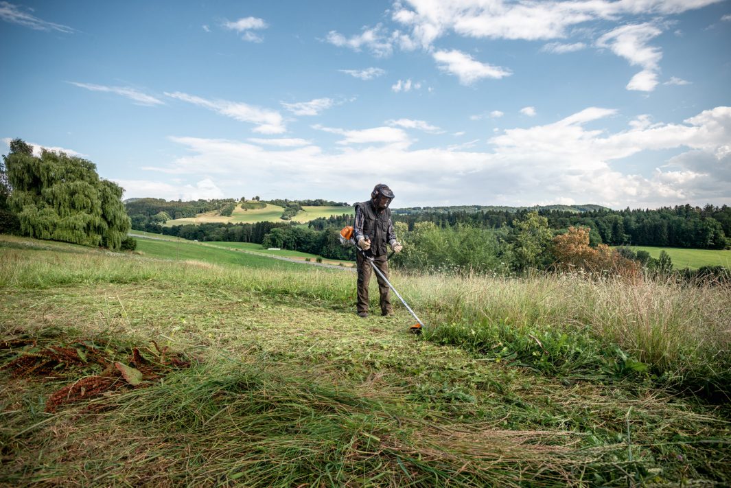 STIHL FS 230 Petrol Brushcutter