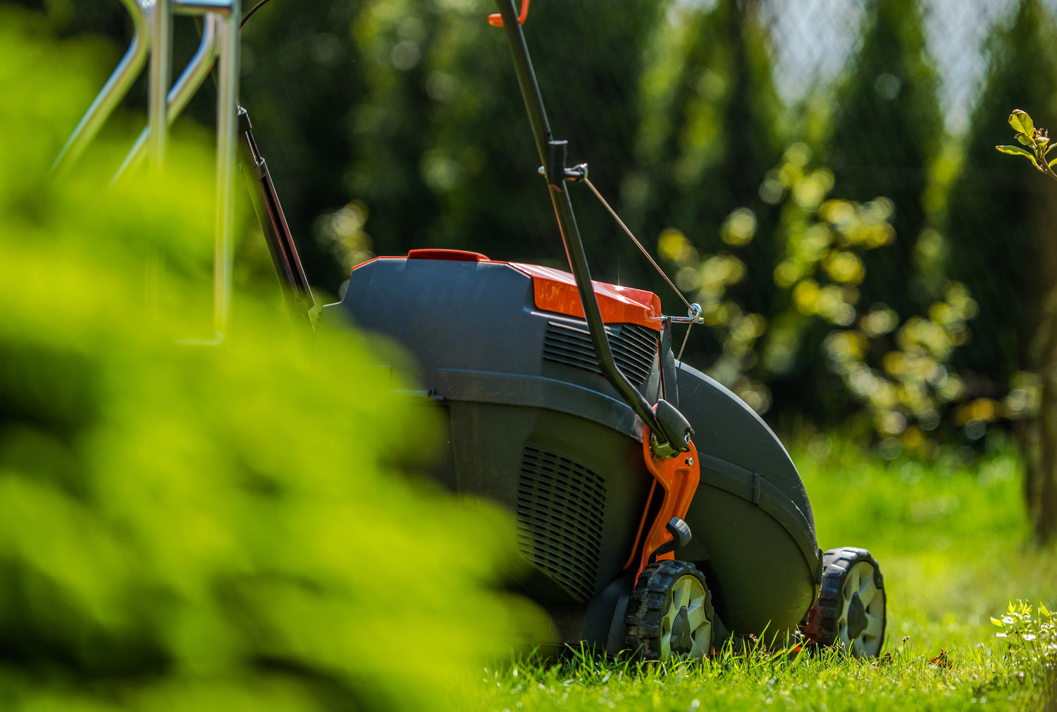 Electric Lawn Mowers